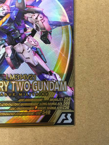 VICTORY TWO GUNDAM UT04-013 Tarjeta base Gundam Arsenal V2